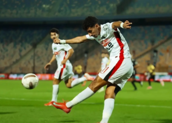 لاعب الزمالك خلال مواجهة المقاولون العرب