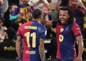 رافينيا وكوندي لاعبا برشلونة