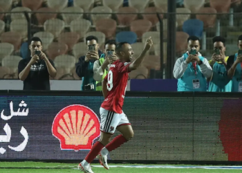 لاعب الأهلي